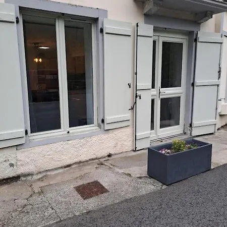 Au Coin Des Thermes - Draps En Option