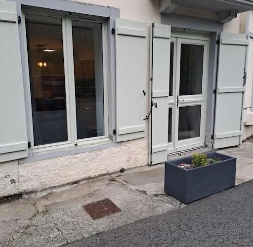 Au Coin Des Thermes - Draps En Option